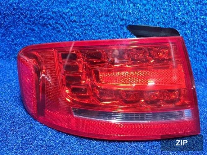 Audi A4 2011 — фонарь задний левый наружный 8K5945095K