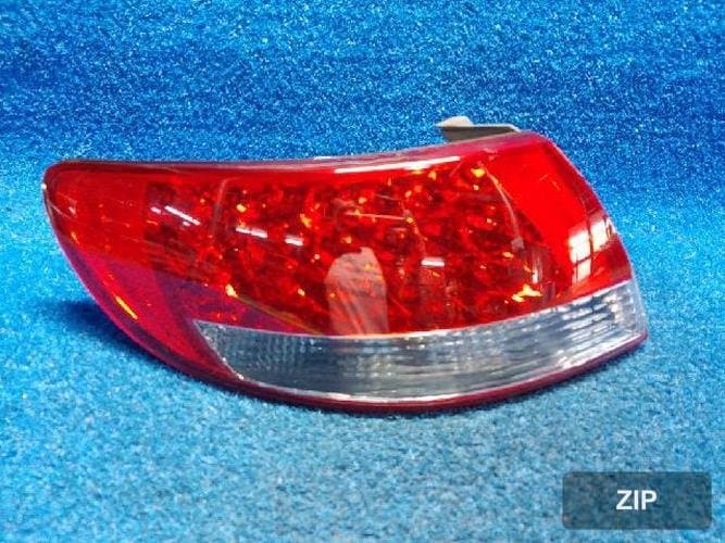 Hyundai Grandeur 2006 — задний фонарь левый наружный