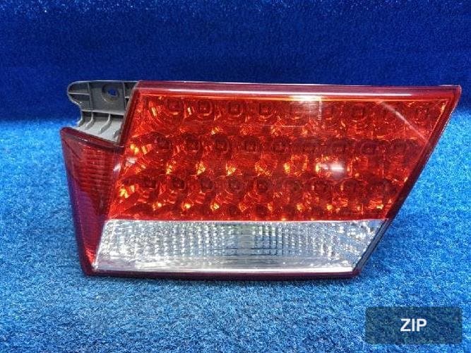 Hyundai Grandeur 2008 — фонарь задний внутренний правый 924043L001