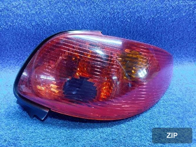 Peugeot 206 2006 — фонарь задний правый