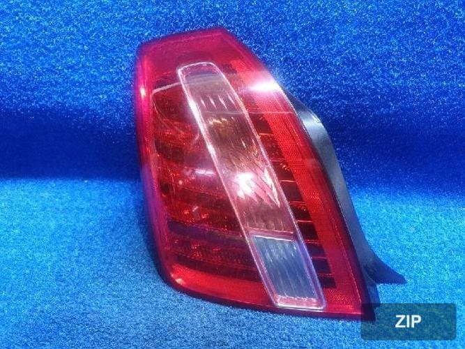 Kia Opirus 2008 — задний фонарь левый наружный 2