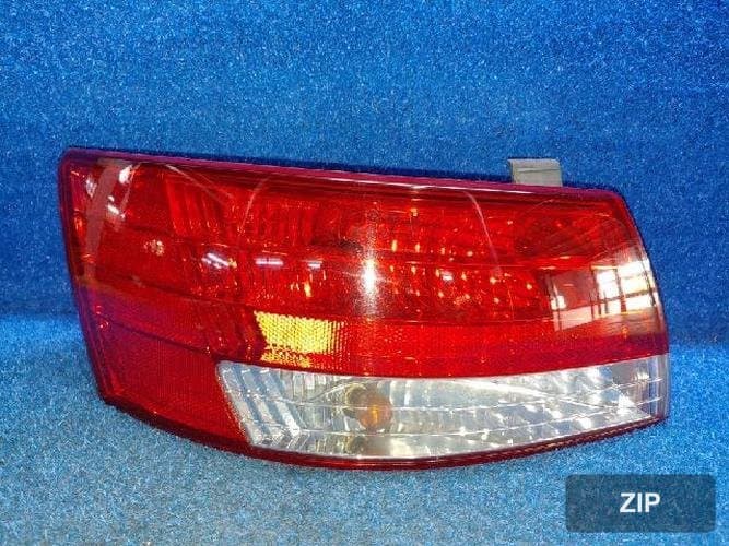 Hyundai Sonata 2005 — фонарь задний левый наружный
