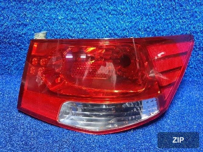 Kia Forte 2010 — фонарь правый наружный