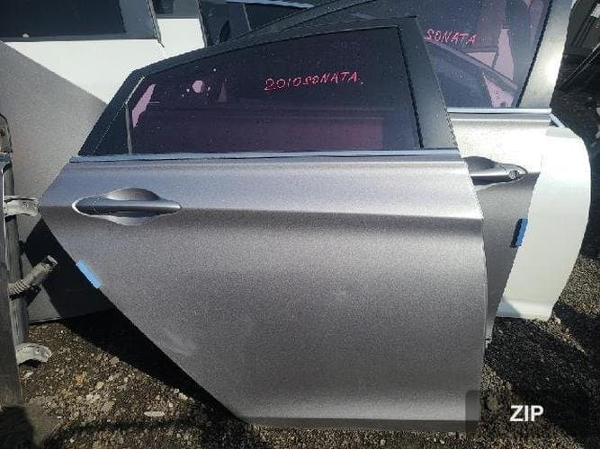 Hyundai Sonata 2012 — дверь задняя правая