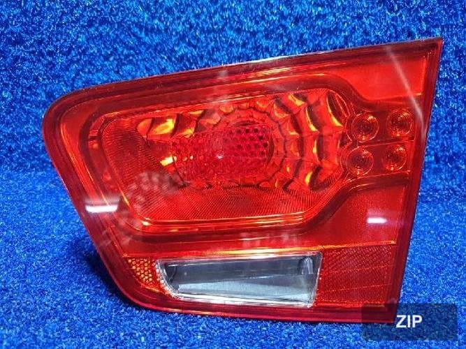 Kia Forte 2010 — задний фонарь внутренний правый