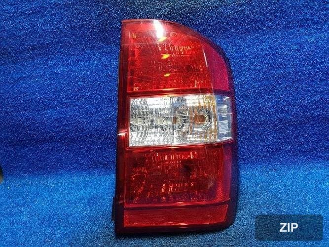 Kia Carnival 2010 — фонарь задний правый наружный