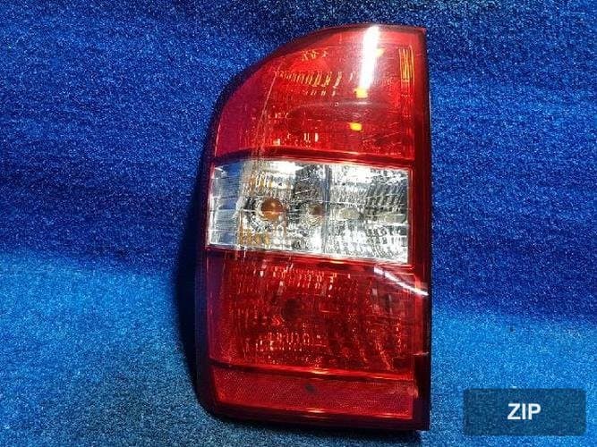 Kia Carnival 2010 — фонарь задний левый наружный