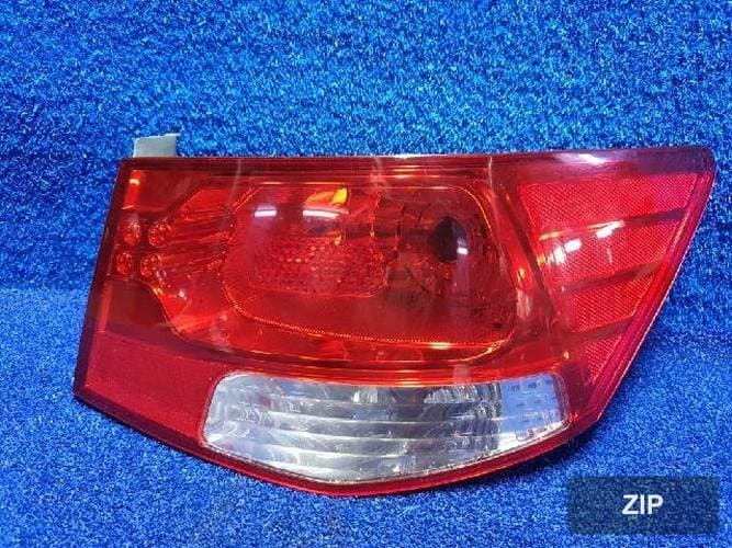 Kia Forte 2010 — фонарь задний правый наружный 1