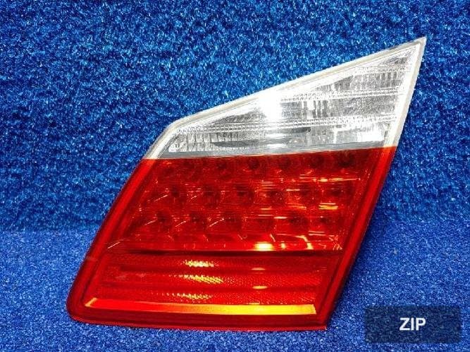 Hyundai Genesis 2008 — задний фонарь внутренний правый