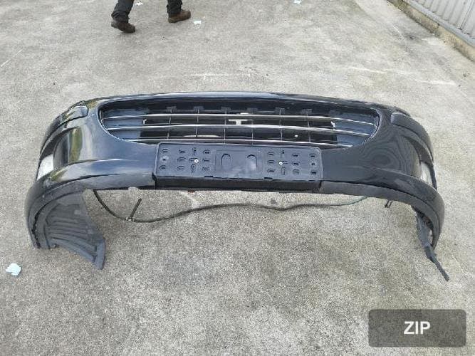 Передний бампер Peugeot 407 2008