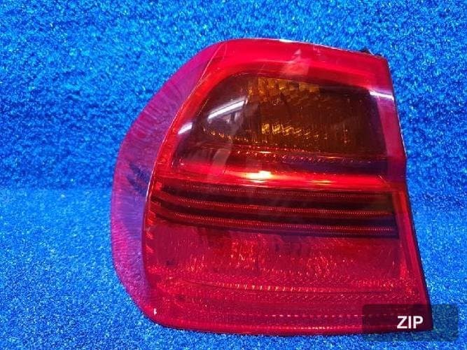 BMW 3 Series 2006 — фонарь задний левый наружный 6937457