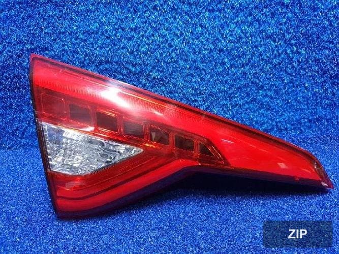 Hyundai Sonata 2016 — фонарь задний левый внутренний 92403C1