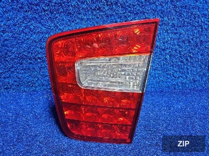 Kia Mohave 2008 — задний фонарь правый внутренний