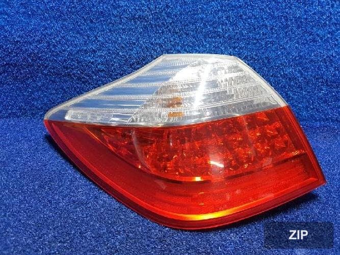 Hyundai Genesis 2011 — фонарь задний левый наружный 924013M0