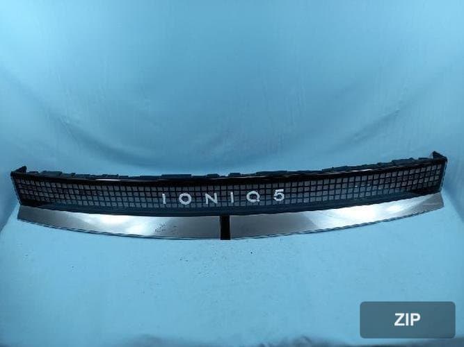Hyundai Ioniq 2022 — фонарь задний правый внутренний