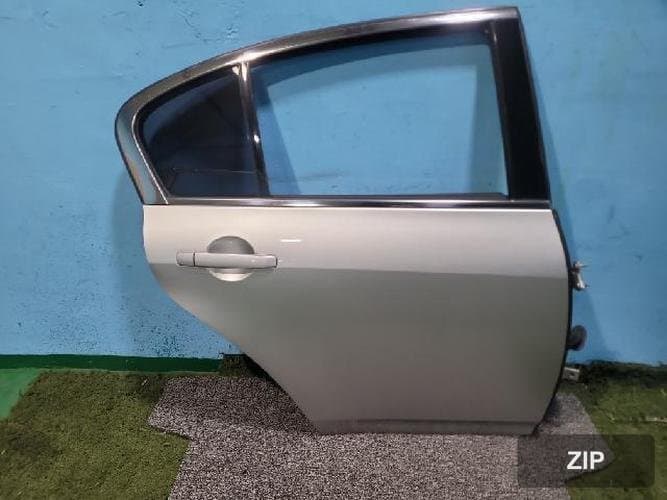 Infiniti G 2008 — дверь задняя правая