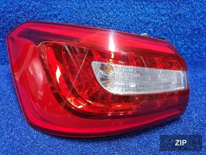 Kia K7 2014 — задний фонарь левый внешний