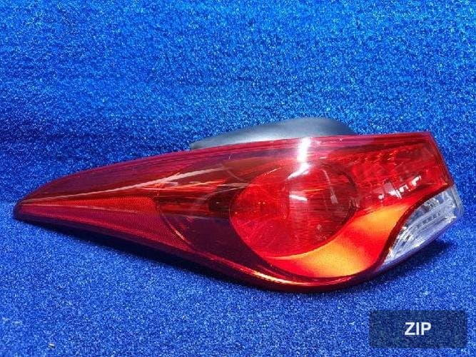 Hyundai Avante 2012 — фонарь задний левый наружный