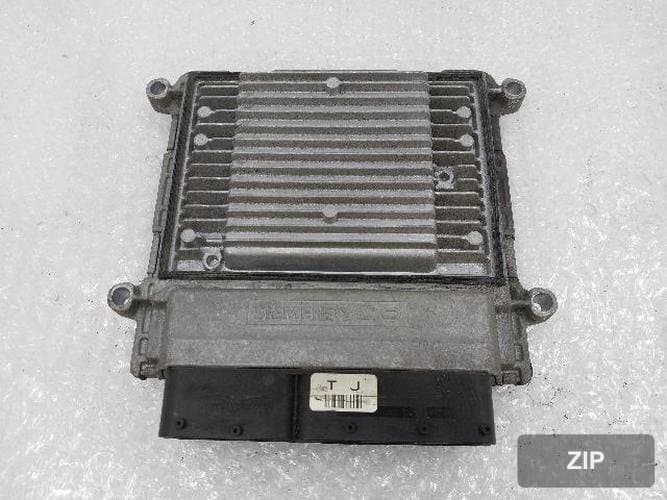 Блок управления двигателем ECU