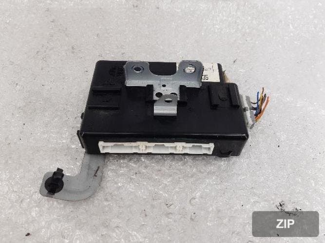 Блок ETACS/BCM 954003KA10