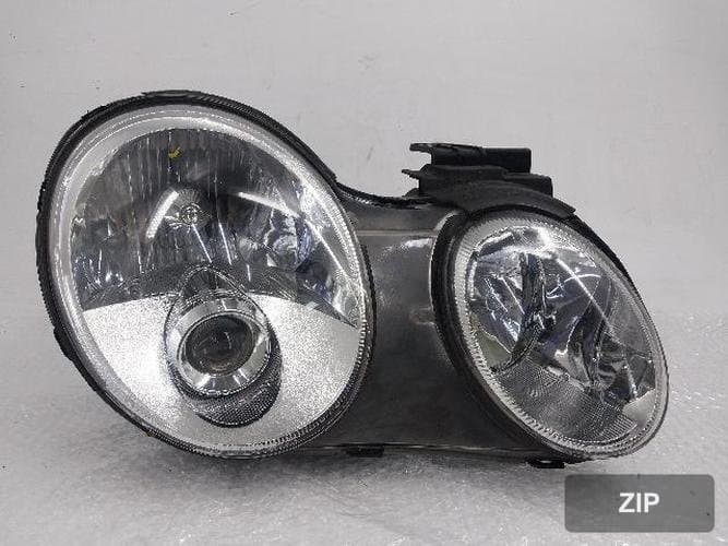 Kia Opirus 2008 — фара передняя правая HID 92102-3F6XX