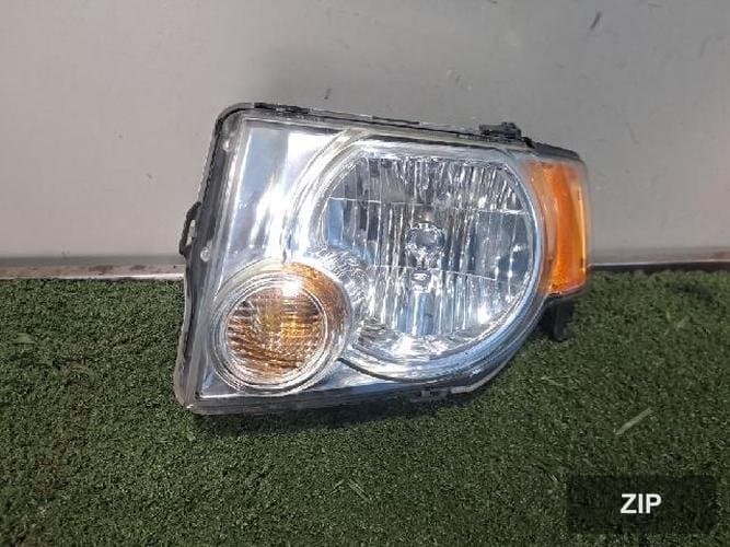 Ford Escape 2009 — фара левая