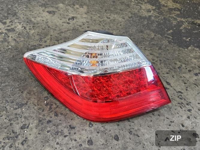 Hyundai Genesis 2008 — фонарь задний левый наружный 924013M000