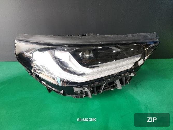 BMW X3 G45 2025 — фара правая