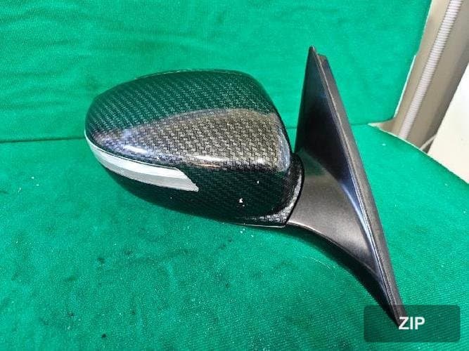 Hyundai Genesis 2008 — боковое зеркало правое 87620 3M060AF