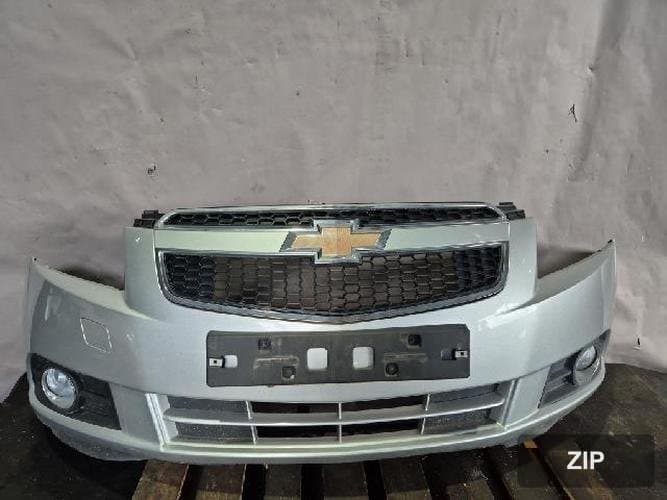 Chevrolet Lacetti 2010 — передний бампер