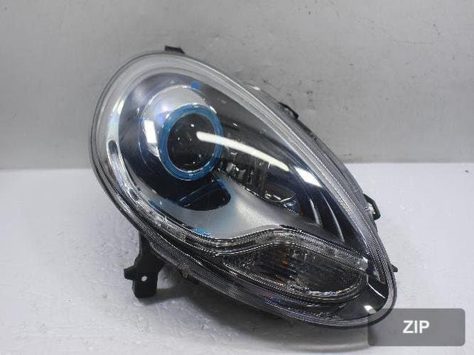 Lancia прочие 2021 — фара правая ZD-40D2-E-R