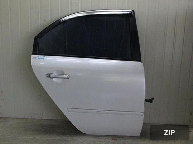 Hyundai Sonata 2005 — дверь задняя правая
