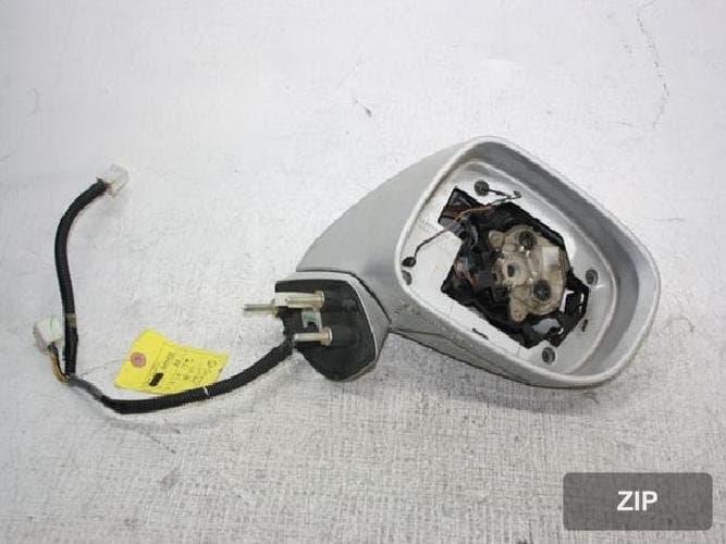 Lexus IS 2006 — боковое зеркало правое