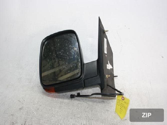GMC Savana 2011 — боковое зеркало левое