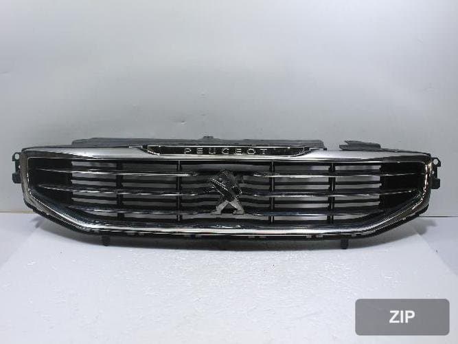 Peugeot 508 2015 — решётка радиатора 9807631077 2