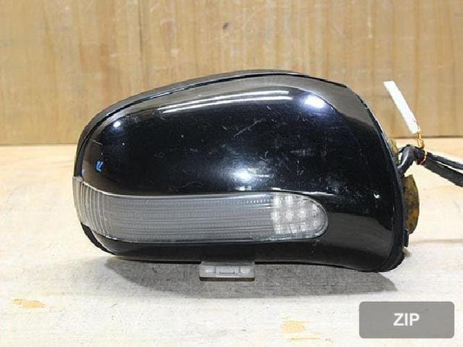 Mercedes-Benz S-Class 2005 — боковое зеркало правое LED