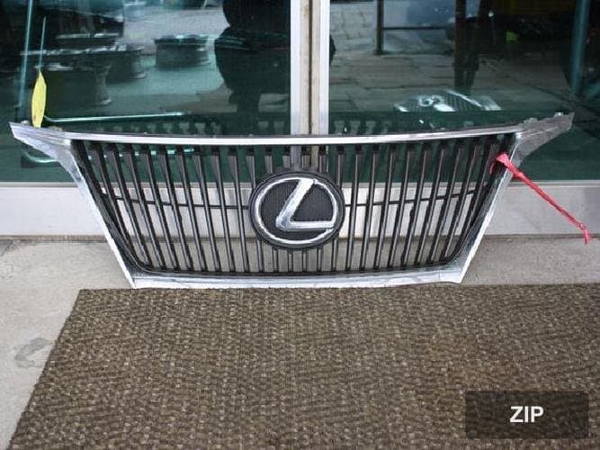 Lexus RX 2009 — решётка радиатора 75312-48040