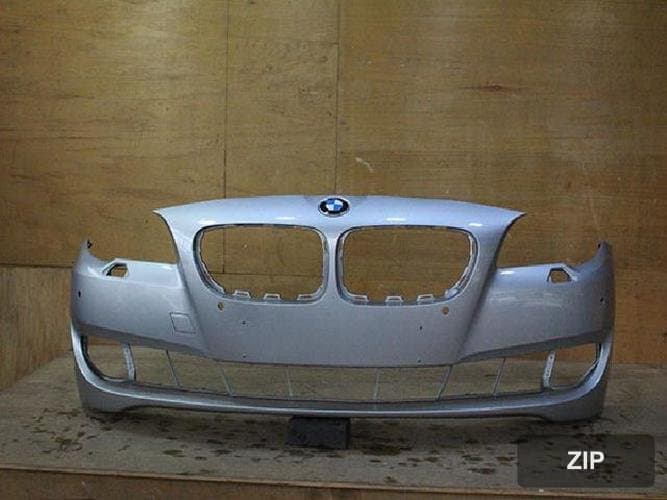 BMW 5 Series 2015 — передний бампер 51117200712