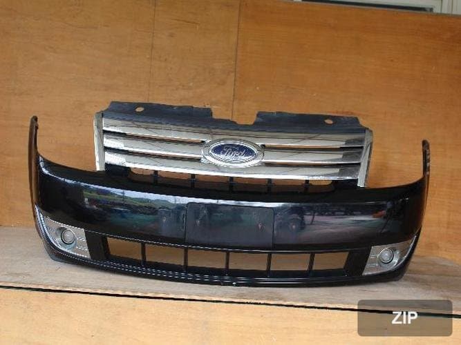 Ford Taurus 2008 — передний бампер 8G13-17E898-AA