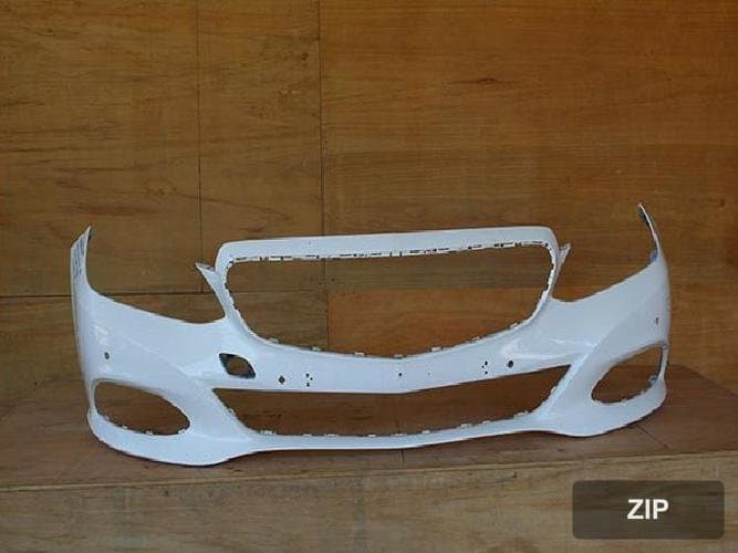 Mercedes-Benz E-Class 2015 — передний бампер A2128851838