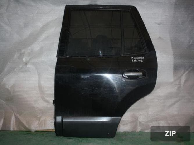Hyundai Santa Fe 2001 — дверь задняя левая