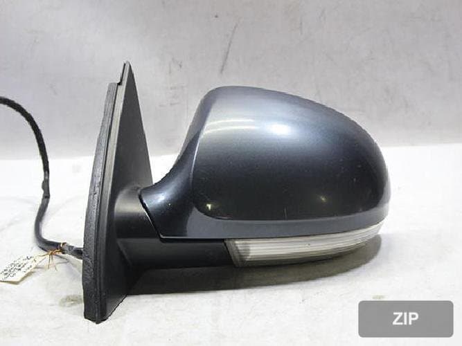 Volkswagen Passat 2004 — боковое зеркало левое 3C0857933
