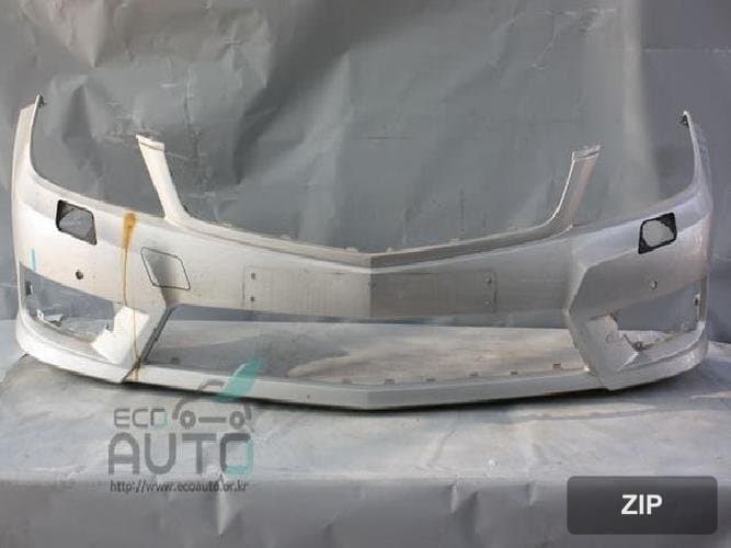 Mercedes-Benz C-Class 2012 — передний бампер A2048807847