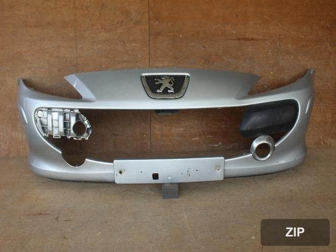 Peugeot 307 2007 — передний бампер 9653345477