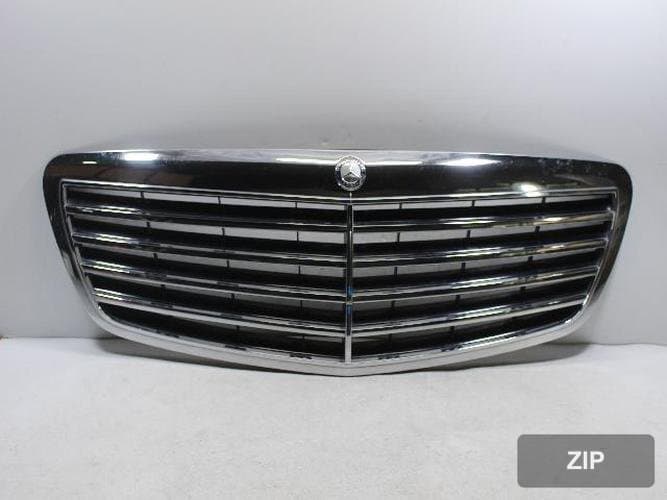 Mercedes-Benz S-Class 2008 — решетка радиатора 221 880 00 83