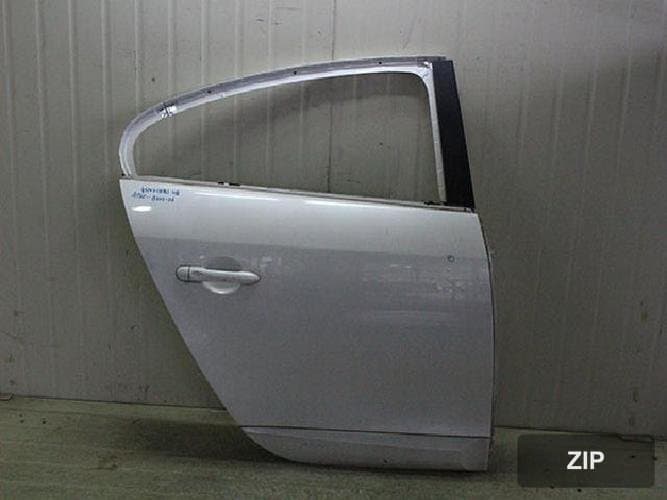 Renault SM3 2011 — дверь задняя правая