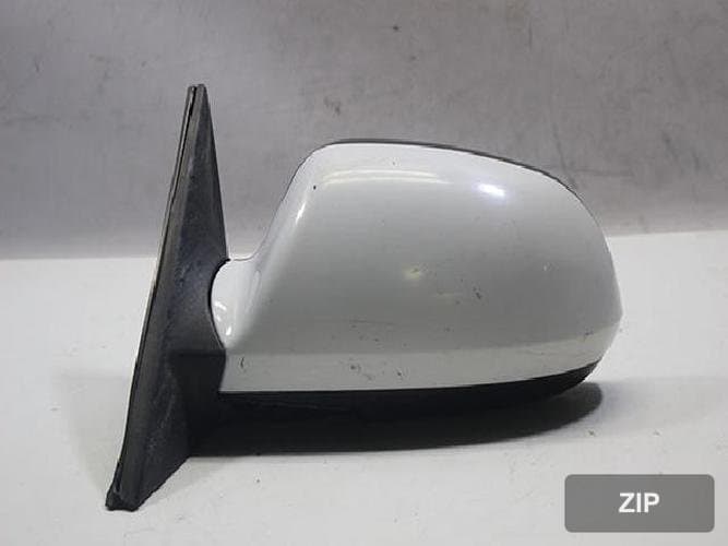 Hyundai Avante 2001 — боковое зеркало левое