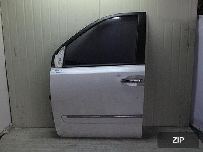 Kia Carnival 2008 — передняя дверь левая