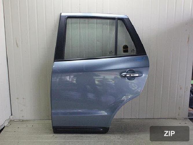 Hyundai Santa Fe 2005 — дверь задняя левая