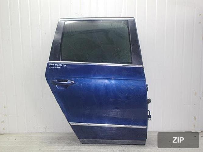 Volkswagen Passat 2007 — дверь задняя правая